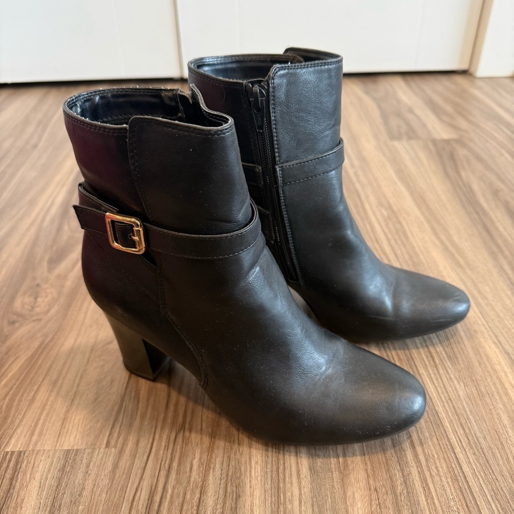 Merona Ava Black Ankle Heeled Boots Size 8.5